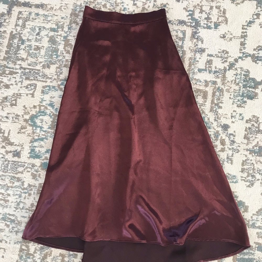H&M silk skirt. Size 2